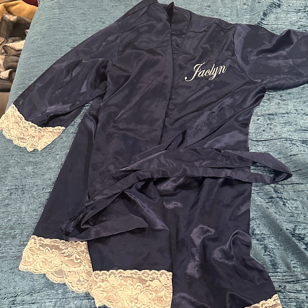 Elegant Navy Robe with Cream Lace by